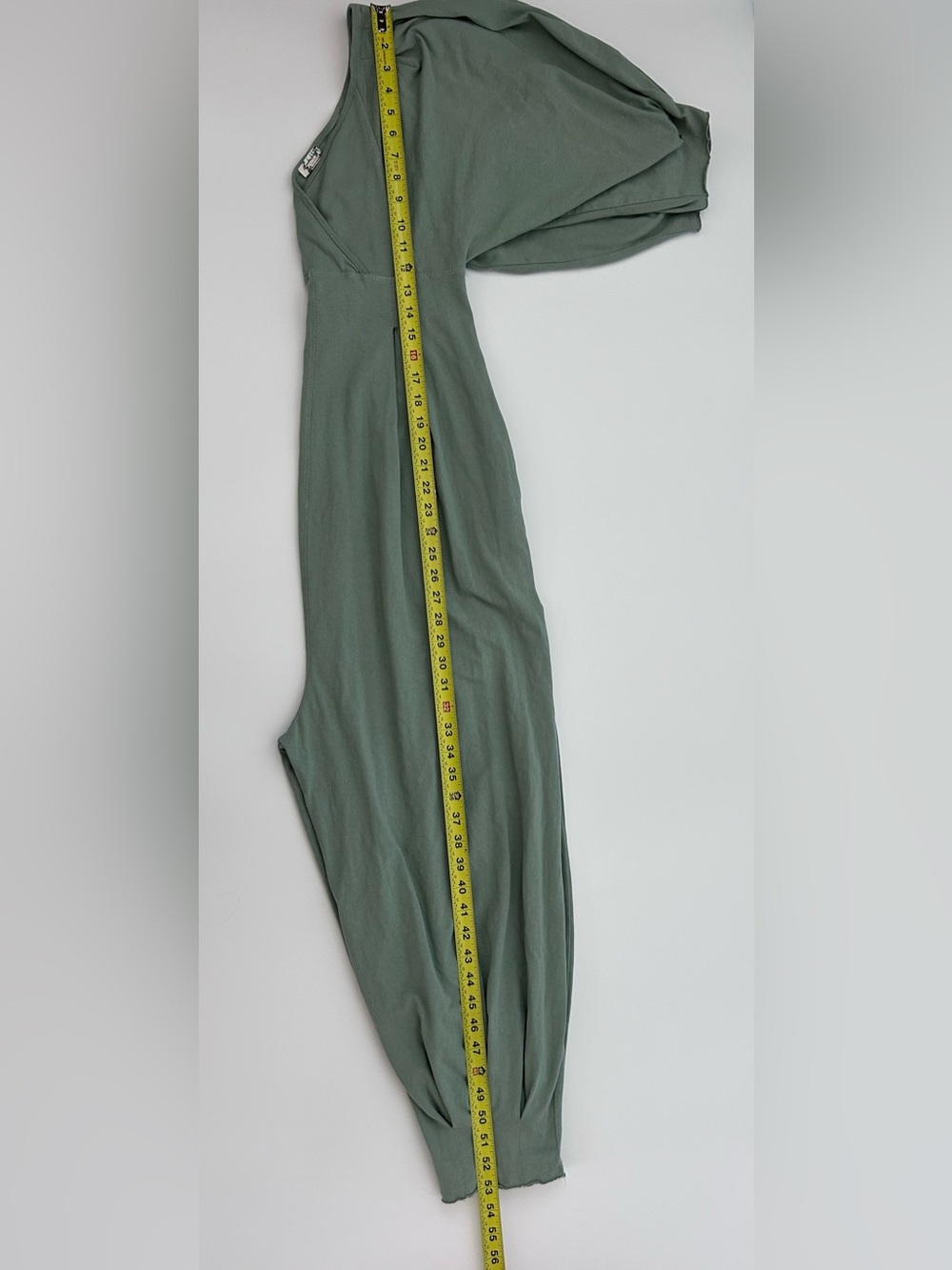 Free People Lotta Love Romper
XS
Sage Green
Puff Sleeve
Pleated
Reversible
Boho - Picture 13 of 14